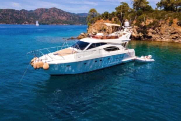 FERRETTI 53