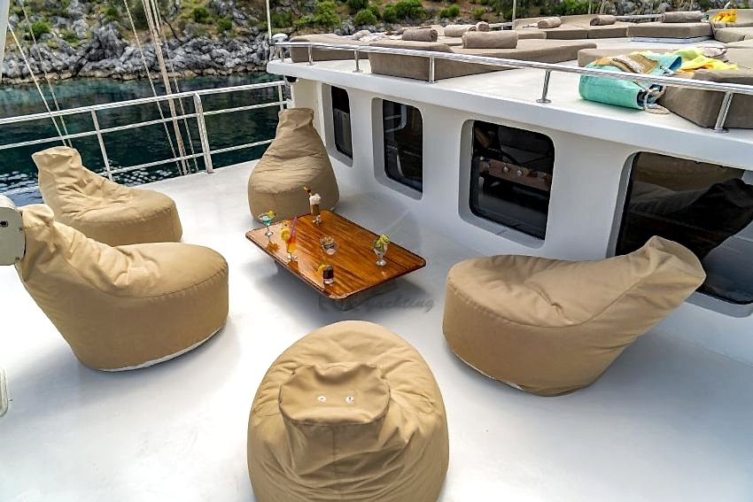 TERSANE 8 Flybridge